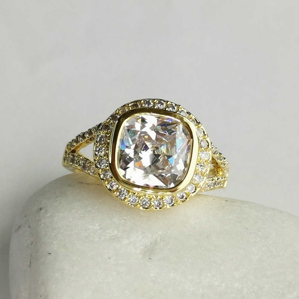 CZ princess cut ring size 7 engagement cocktail 14k Gold 🆕